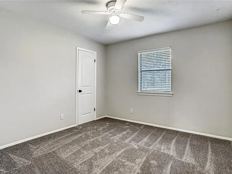 9822 Timber Ridge Pass — Photo 7