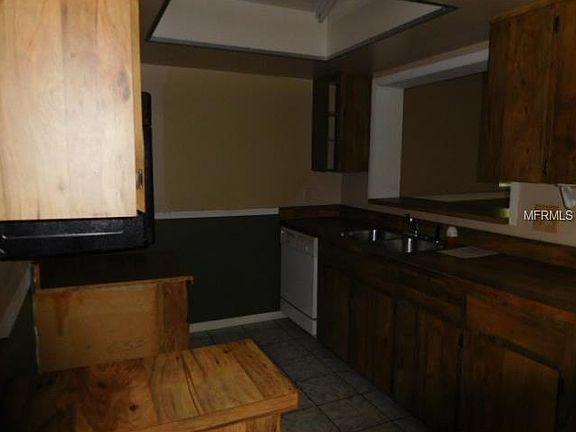 4th image of 4828 Birchmont Pl