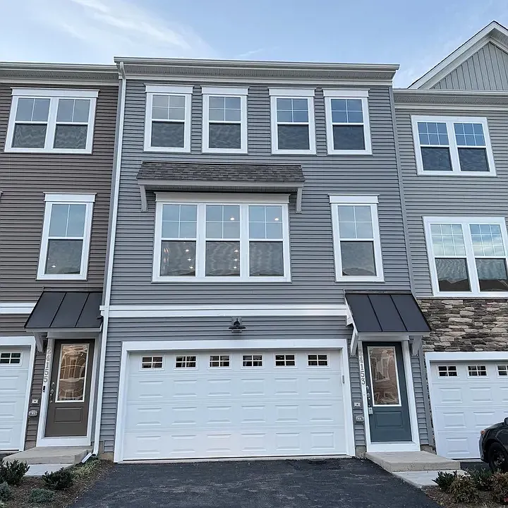 24153 Thurso Sq