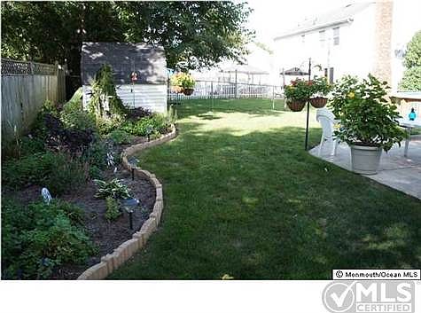 4th image of 135 Jennifer Dr