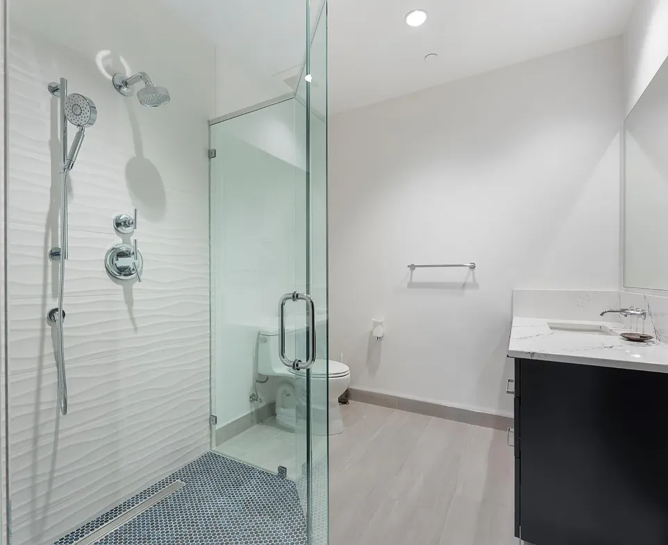 3 bed, 2776 sqft, $17,000 — Photo 3
