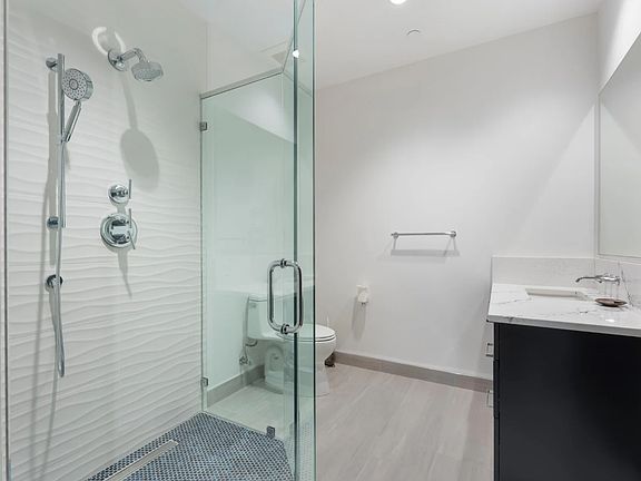3rd image of 46 Beach Club Dr #907