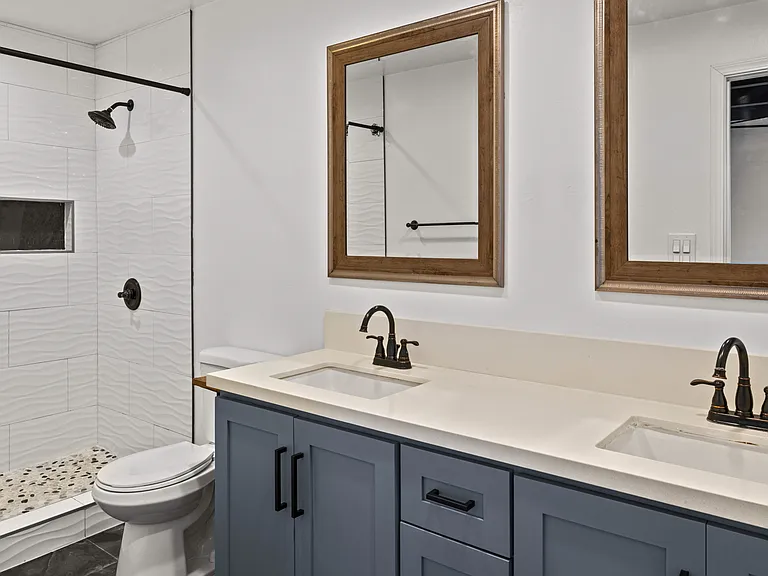5139 Ewing St — Photo 18
