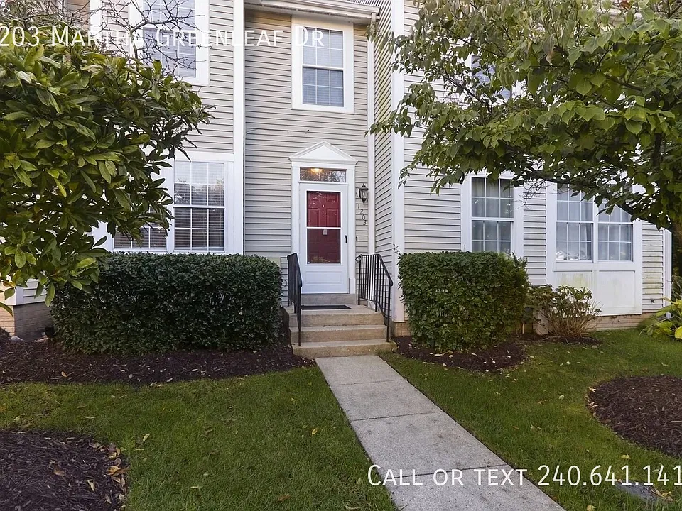 1203 Martha Greenleaf Dr
