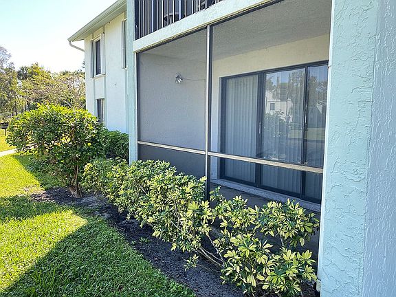 5th image of 3588 Alder Dr APT H1