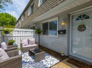 23 Storm Dr, Holtsville, NY 11742