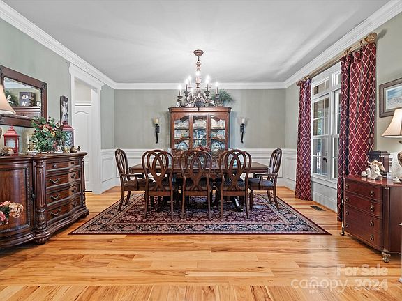 5th image of 175 Magnolia Farms Ln