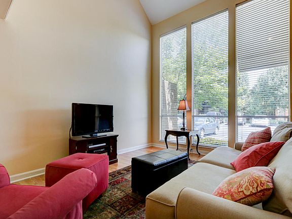 5th image of 421 Dublin Dr #D230