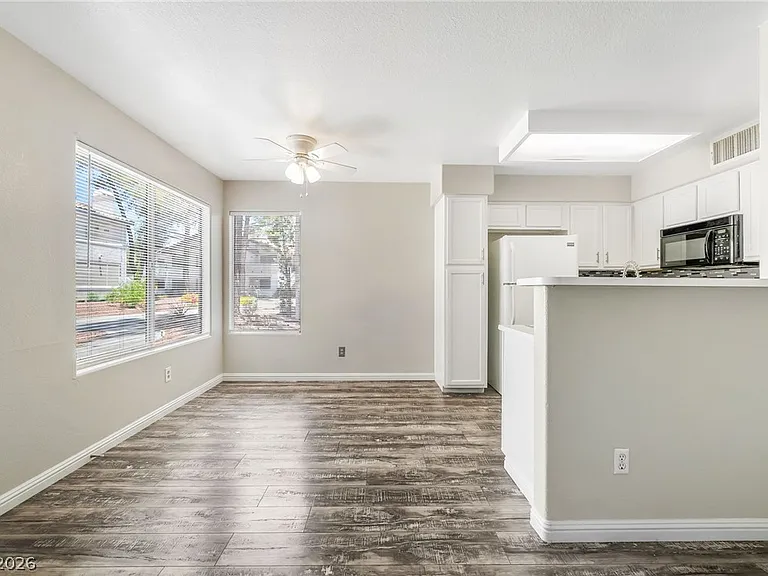 3060 Tarpon Dr #102 — Photo 10