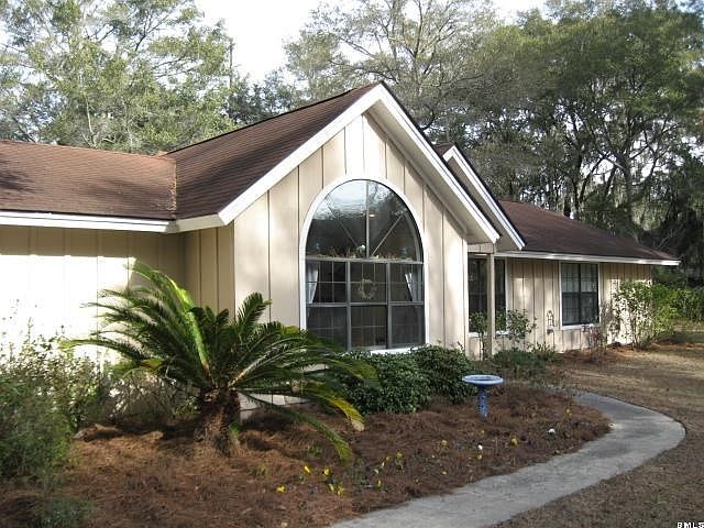 1st image of 17 Wildwood Lane