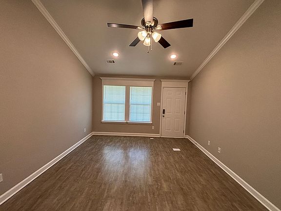 4th image of 101 Sparrow Rd