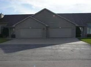 N9674 Golden Way, Appleton, WI 54915