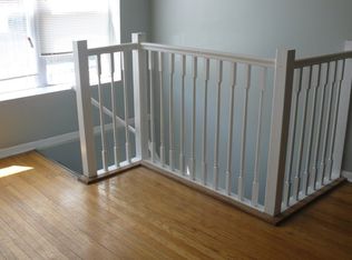 906 W 68th St, Chicago, IL 60621