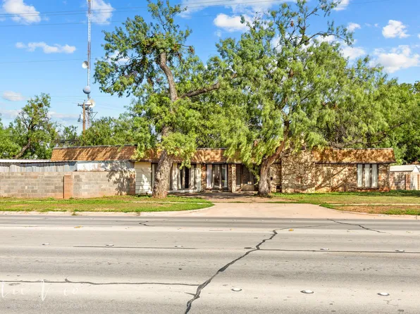 1394 S Pioneer Dr, Abilene, TX 79605