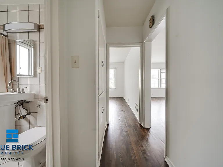 9633 W Olympic Blvd #10 — Photo 18