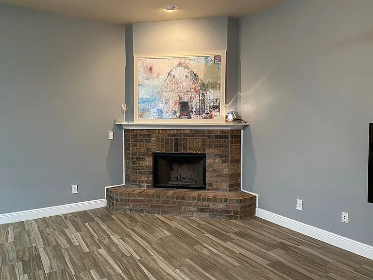9101 Dublin Ave — Photo 2