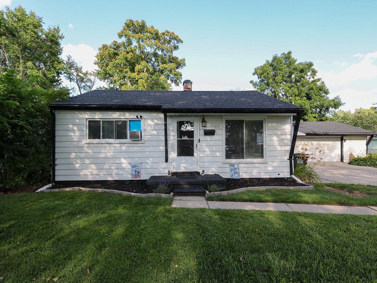 11749 Syracuse St, Taylor, MI 48180 | Zillow