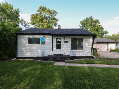 11749 Syracuse St, Taylor, MI, 48180