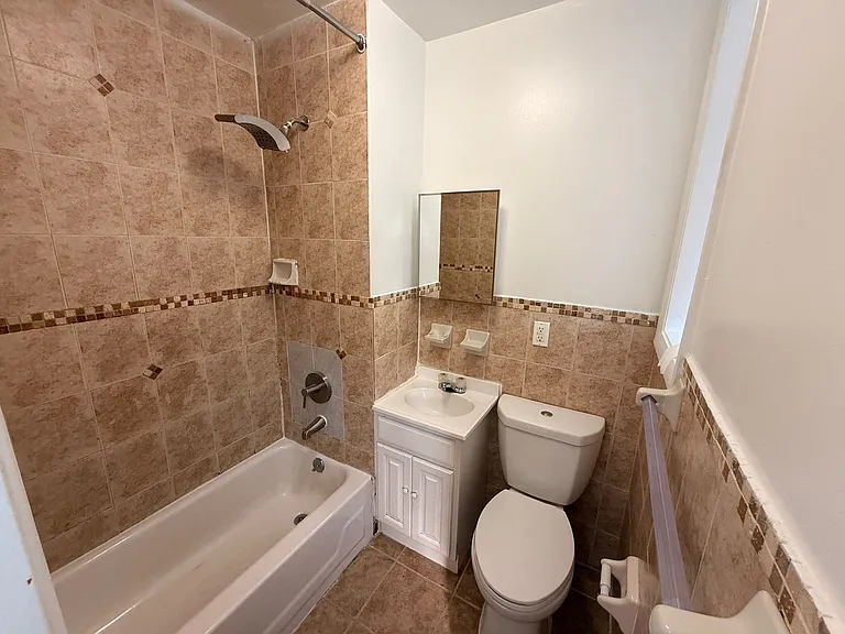 5902 Madison St #11E — Photo 5