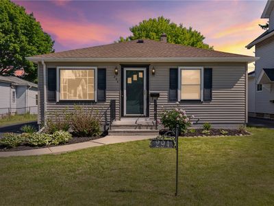 294 Hurstbourne Rd, Rochester, NY, 14609