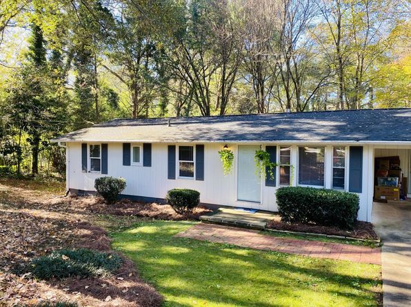 63 Thrasher Dr