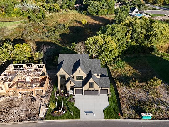 2nd image of 6310 Poplar Ln