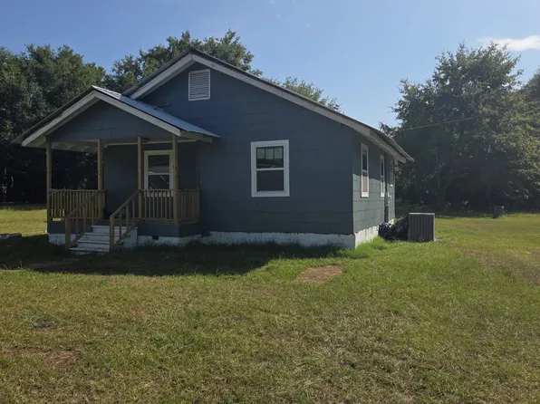 206 Clover St, East Dublin, GA 31027