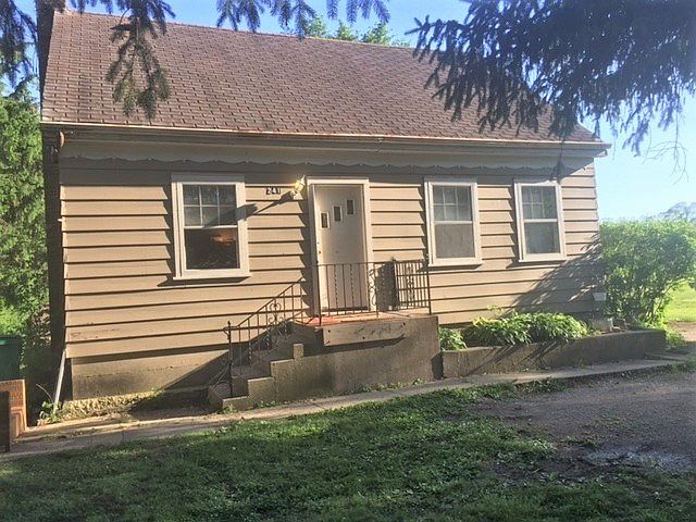 1st image of 241 E 55th St