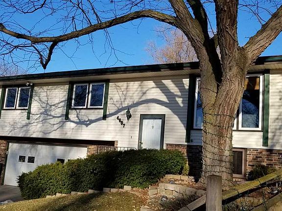 2nd image of 4607 Cherrywood Ln