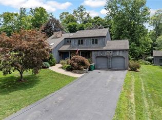 36 Warren Farm Rd, Hopewell Junction, NY 12533