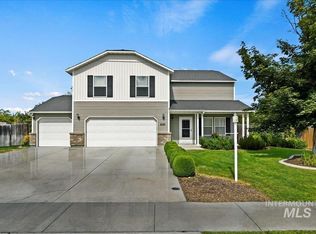 8180 E Caspian Dr, Nampa, ID 83687