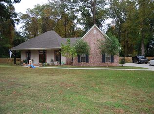 4 Bayou Lane, Natchez, MS 39120