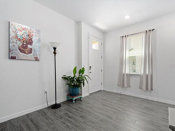 2nd image of 15193 Willow Arbor Cir
