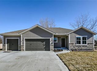 1400 Rylee Ct, Raymore, MO 64083