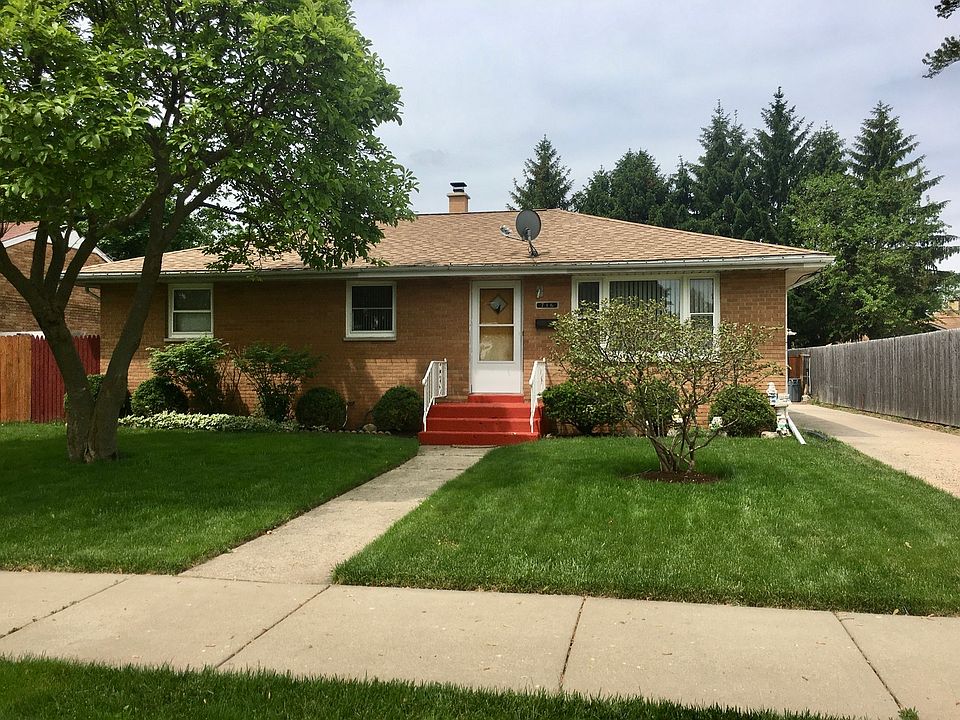 2nd image of 716 Washington Park