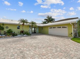 850 Capri Blvd, Treasure Island, FL 33706