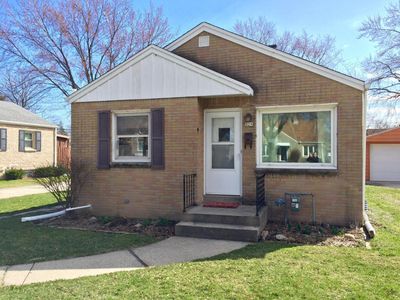 329 W Van Norman Ave, Milwaukee, WI, 53207