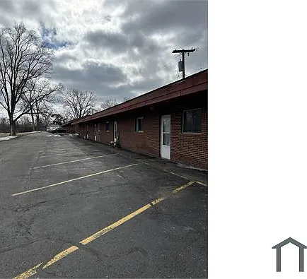 57 Harvey Pl — Photo 3