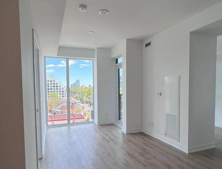 500 Dupont St #615