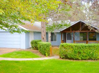 20745 Will Scarlet Ln, Bend, OR 97702