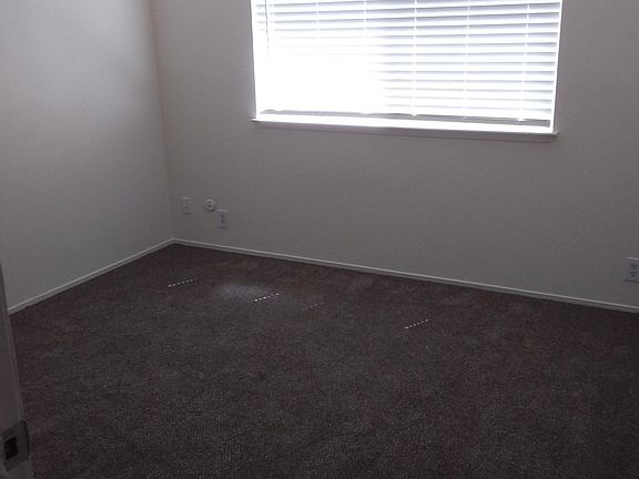 3rd image of 1821 S Linwood St