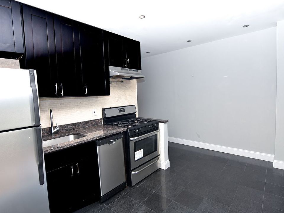 1st image of 354 Cathedral Pkwy APT 4b