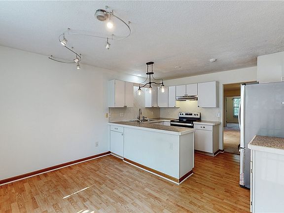 5th image of 4854 Quarry Ln #37