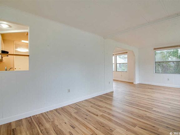 4th image of 8833 NW 41st Cir