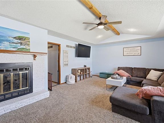 5th image of 1905 SW 3rd St