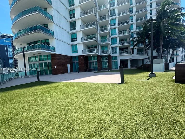 350 S Miami Ave #3304 — Photo 10
