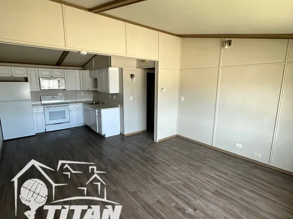 1135 Moreland St #4, Oshkosh, WI 54902