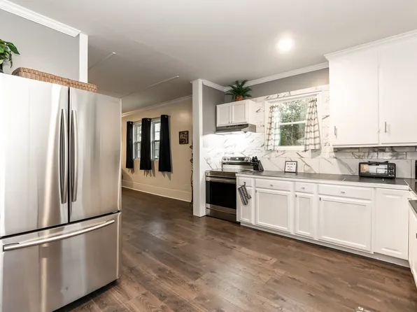 701 Elizabeth Ave, Wake Forest, NC 27587