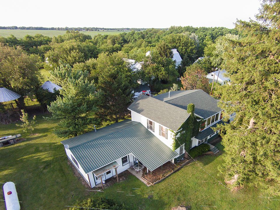 2nd image of 12401 W Grafelman Rd