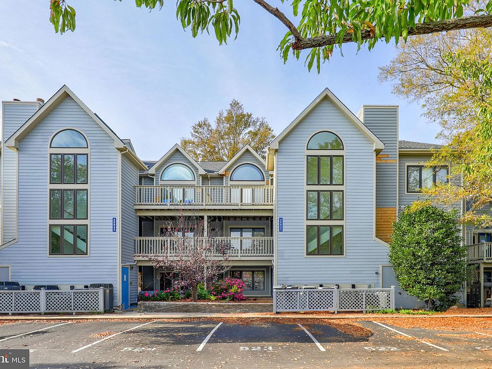 1st image of 20842 East Dr Unit 529